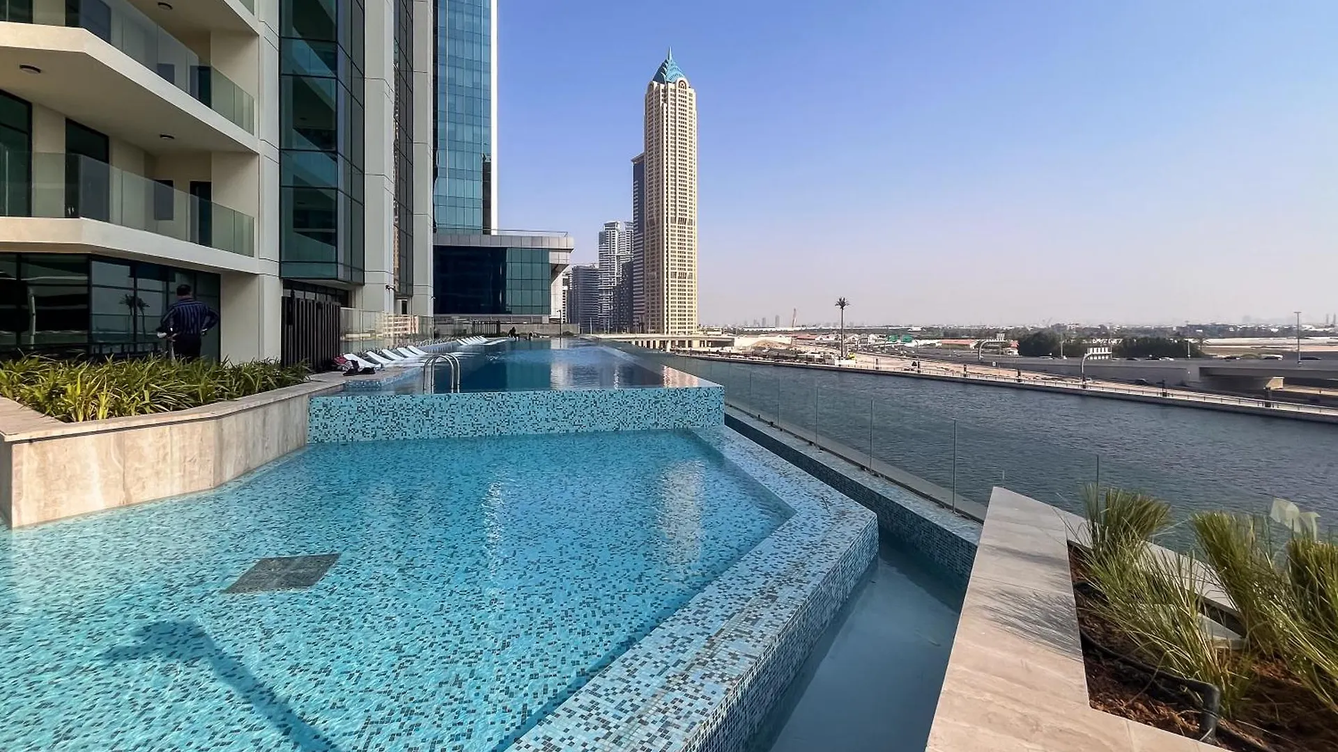 Apartman Modern Luxury 1Br Missoni Apt With Canal Panorama Dubaj