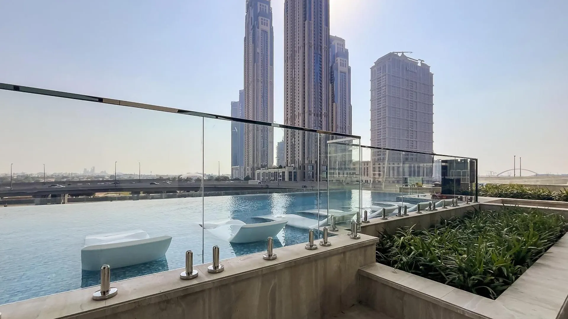 Apartman Modern Luxury 1Br Missoni Apt With Canal Panorama Dubaj