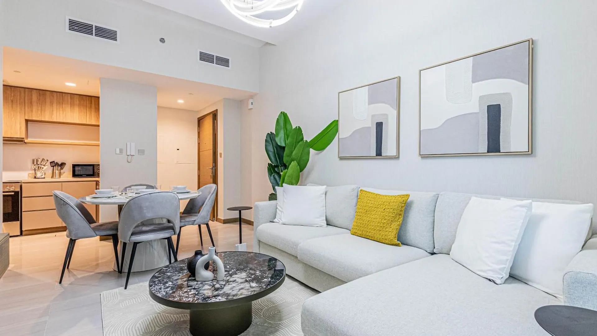 Apartman Modern Luxury 1Br Missoni Apt With Canal Panorama Dubaj